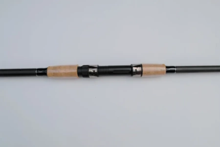 Спиннинг WEI 041A  Thunder Carp 4 3колена   3,3 м